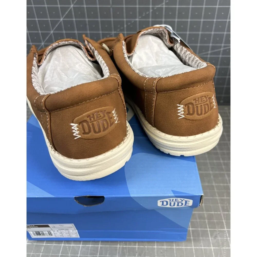 Hey Dude Men's Wally Classic Slip-On Loafers Tan Size 11 New - Picture 5 of 9